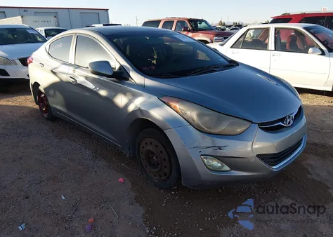 2013 Hyundai Elantra Gls from USA, damaged, VIN KMHDH4AE8DU556031